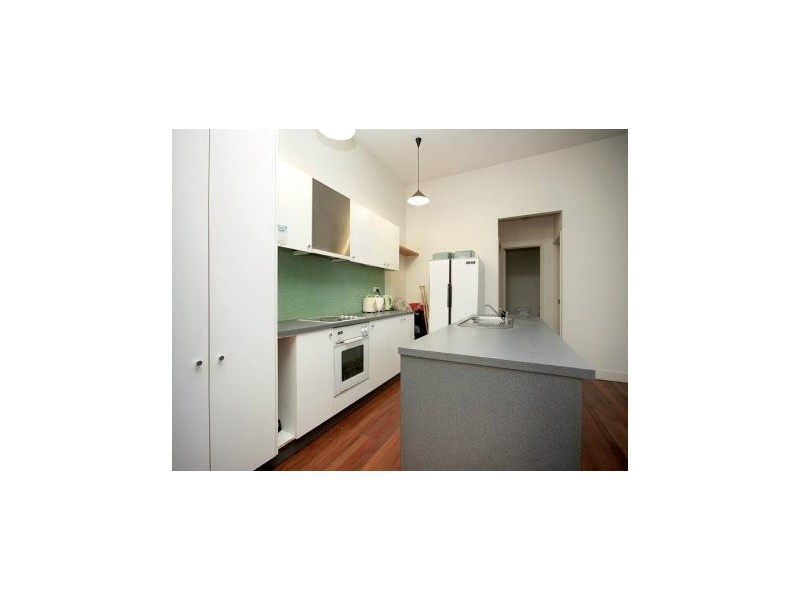 2/157 Bouverie Street, Carlton VIC 3053