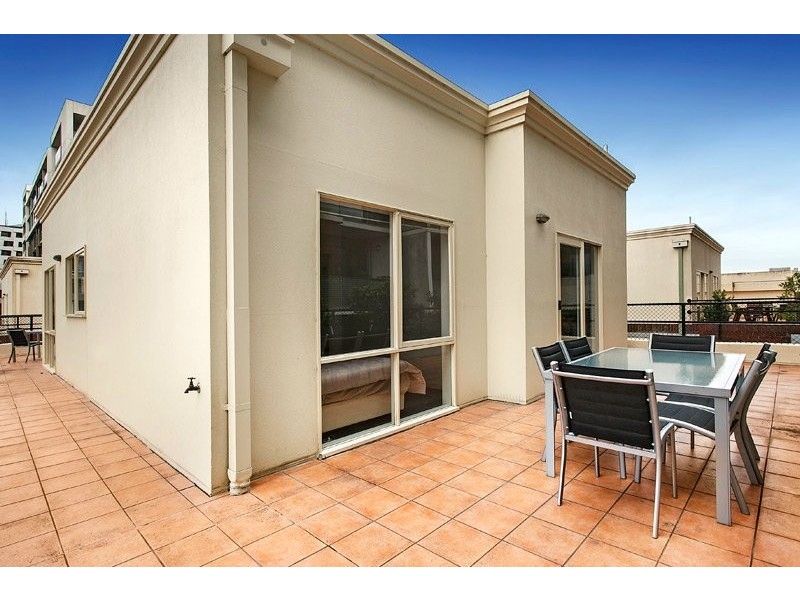 17/650 Swanston Street, Carlton VIC 3053