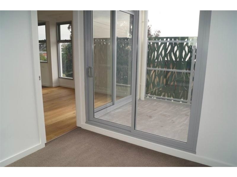 16/200 Westgarth Street, Northcote VIC 3070