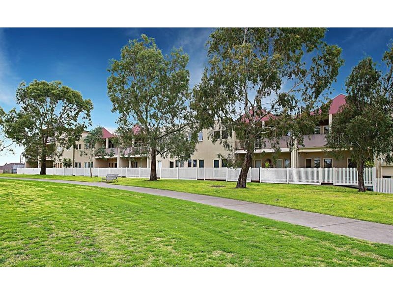 2/29 Nunan Street, Brunswick VIC 3056