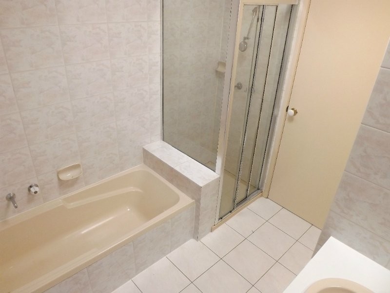 12 University Place, Carlton VIC 3053