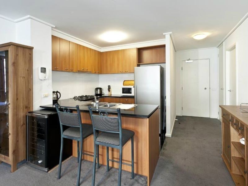 2008/163 City Road, Southbank VIC 3006