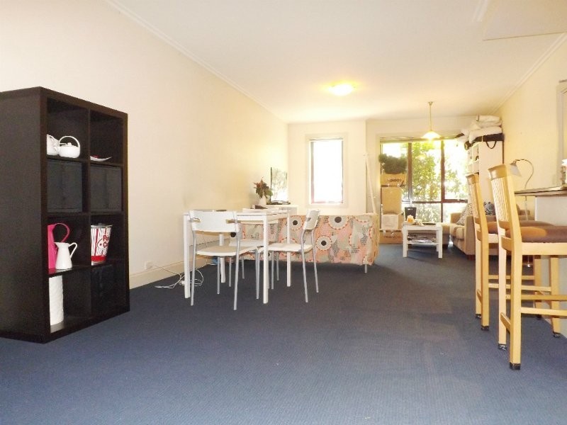 2/7 Owen Street, Carlton VIC 3053