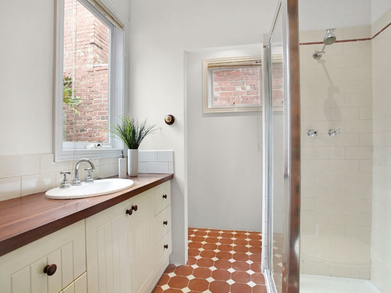 2/3 Curran Place, North Melbourne VIC 3051