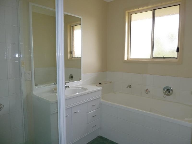 141 Walker Drive, Kooralbyn QLD 4285