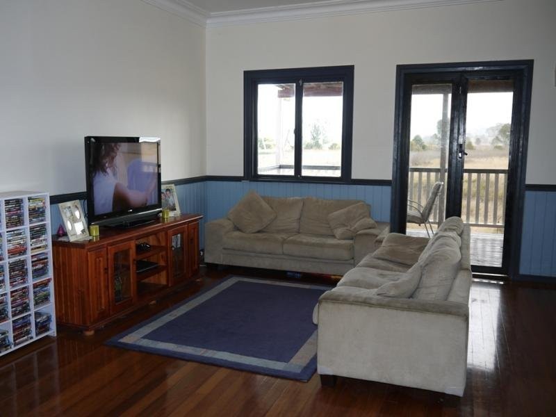 68 Christmas ck rd, Laravale QLD 4285