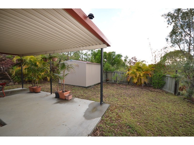 56 Campbell Drive, Kooralbyn QLD 4285