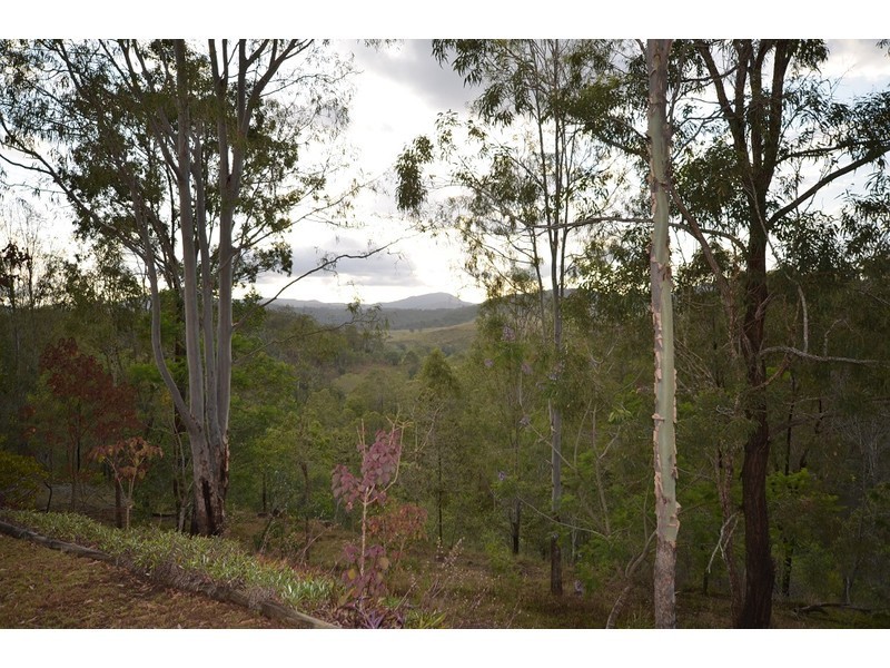 56 Campbell Drive, Kooralbyn QLD 4285