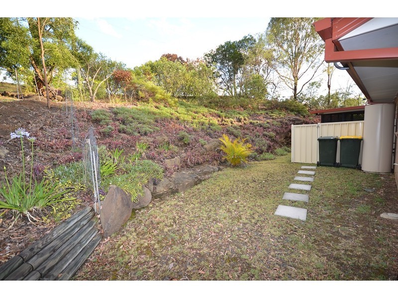 56 Campbell Drive, Kooralbyn QLD 4285