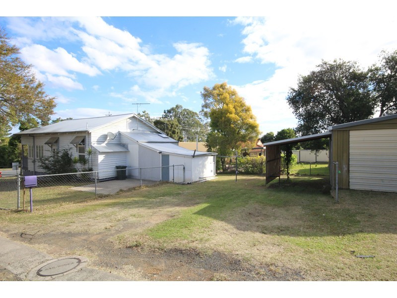 36 Albert Street, Beaudesert QLD 4285