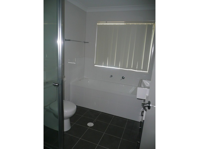 Gleneagle QLD 4285