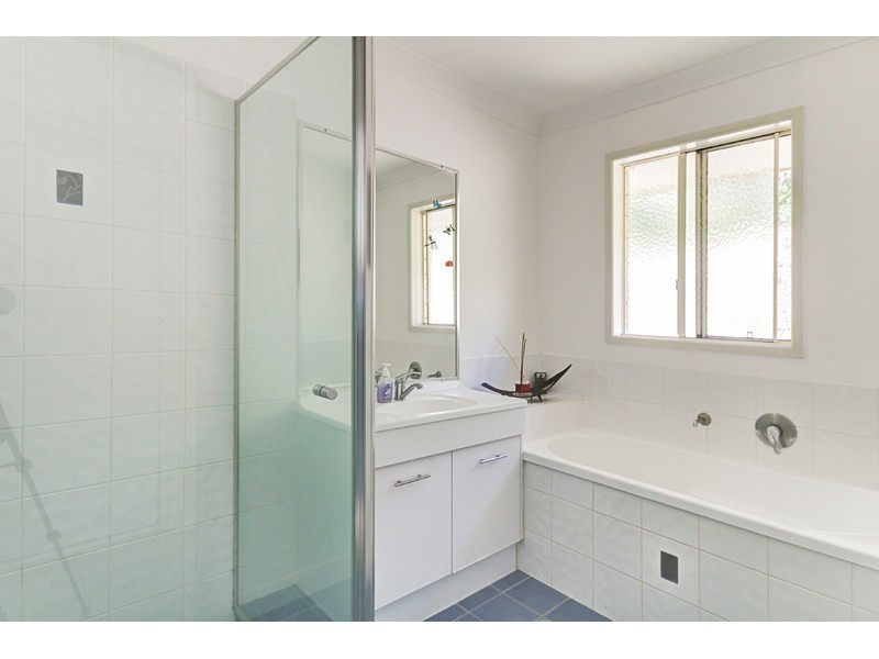 126 Boomerang Drive, Kooralbyn QLD 4285