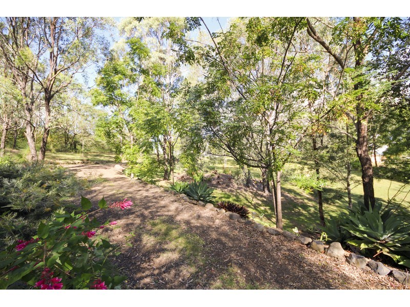 126 Boomerang Drive, Kooralbyn QLD 4285