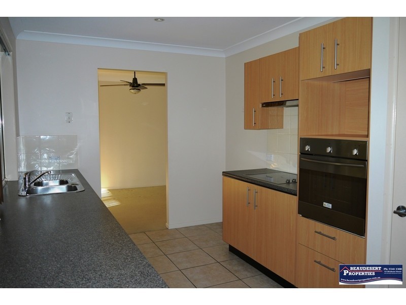 30 Carrigan Way, Gleneagle QLD 4285
