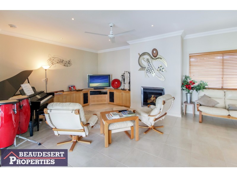 14B Jane Street, Beaudesert QLD 4285