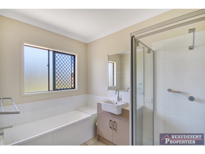 1-5 Bedelia Drive, Woodhill QLD 4285