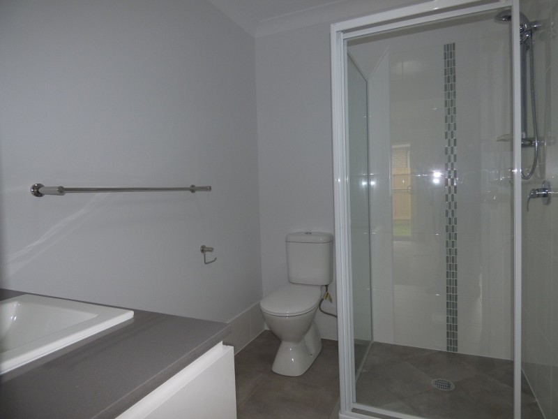Gleneagle QLD 4285
