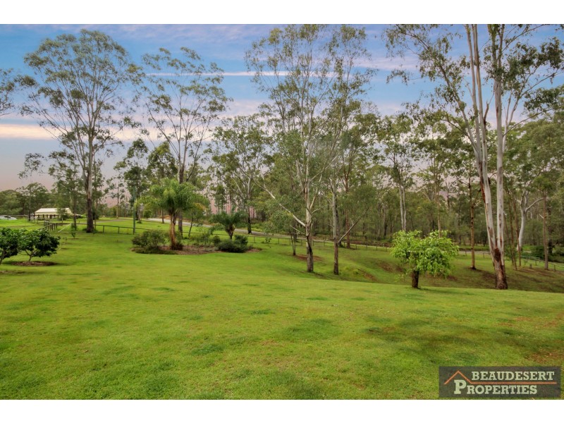 31 Highview Court, Woodhill QLD 4285