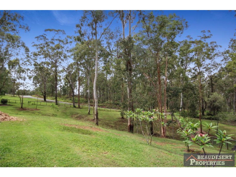 31 Highview Court, Woodhill QLD 4285