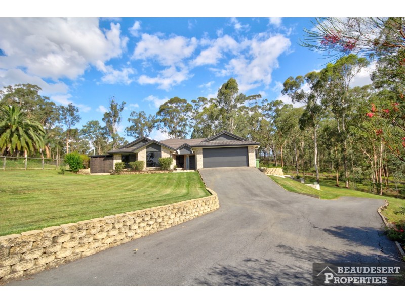 31 Highview Court, Woodhill QLD 4285