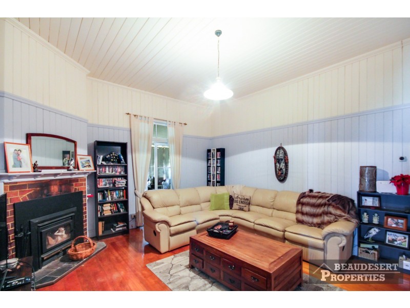 10 Bromelton Street, Beaudesert QLD 4285