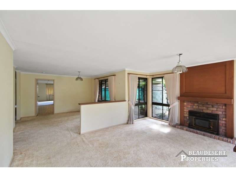 4 Palm Court, Beaudesert QLD 4285