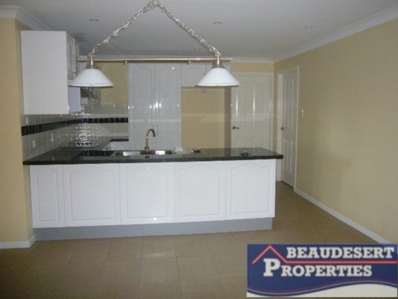 Gleneagle QLD 4285