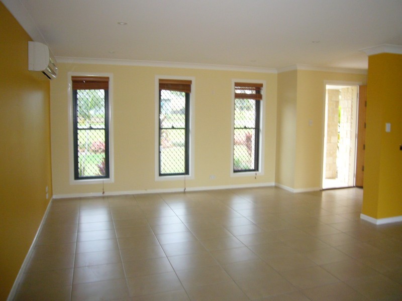 Gleneagle QLD 4285