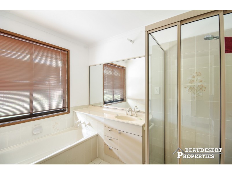 7-15 Redmond Place, Kooralbyn QLD 4285