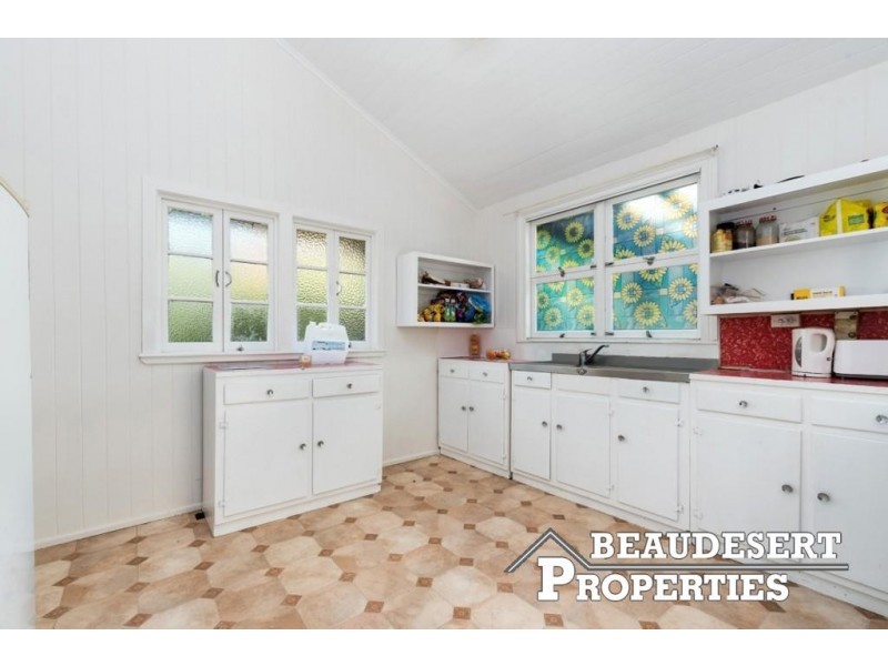 20 Albert Street, Beaudesert QLD 4285