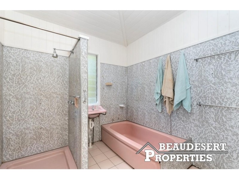 20 Albert Street, Beaudesert QLD 4285
