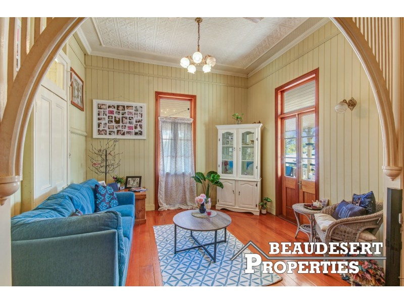 15 Albert Street, Beaudesert QLD 4285