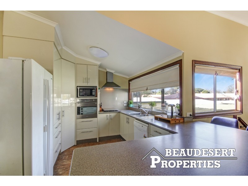 15 Albert Street, Beaudesert QLD 4285