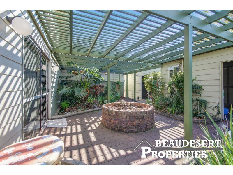 15 Albert Street, Beaudesert QLD 4285