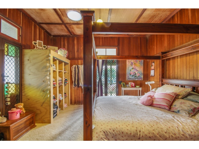 2020 Christmas Creek Road, Lamington QLD 4285