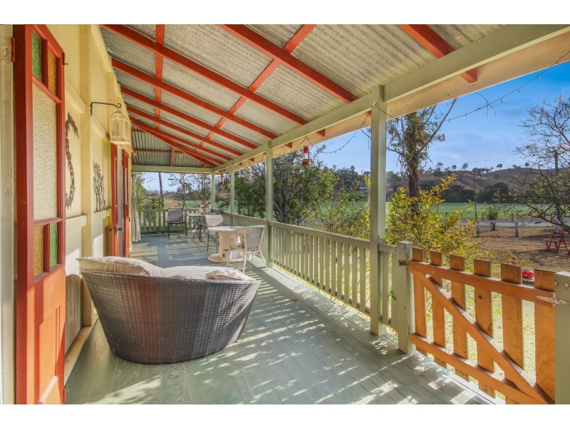 2020 Christmas Creek Road, Lamington QLD 4285