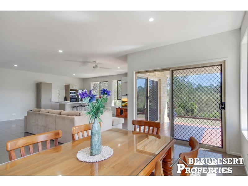 36-38 Scarvell Place, Kooralbyn QLD 4285