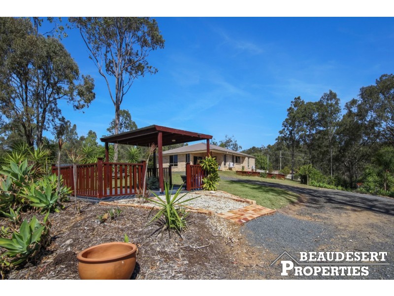 36-38 Scarvell Place, Kooralbyn QLD 4285