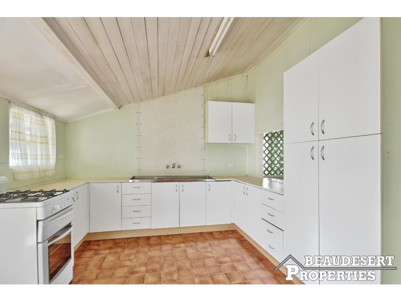 4 Arthur Street, Beaudesert QLD 4285