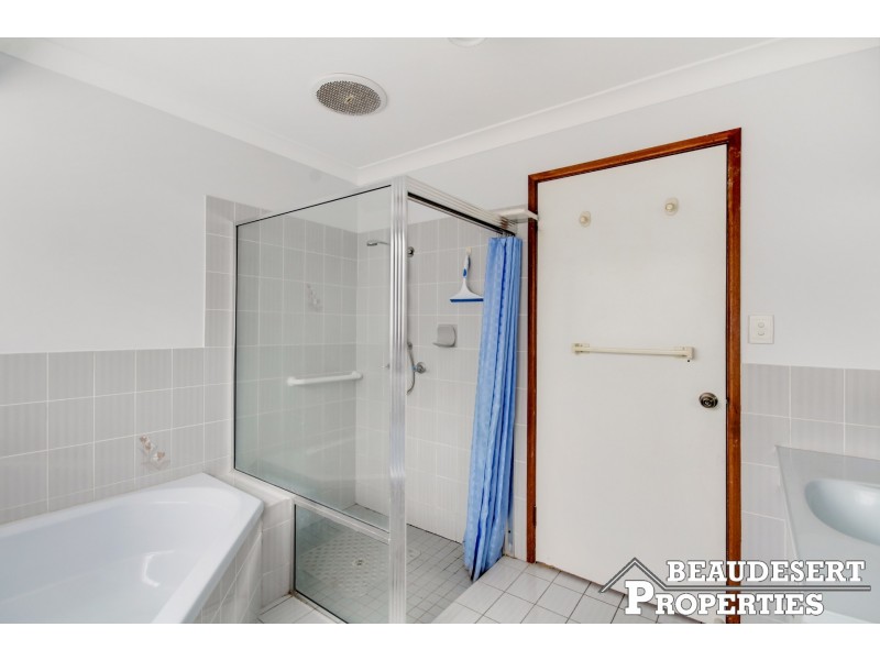 21 Tullamore Way, Gleneagle QLD 4285