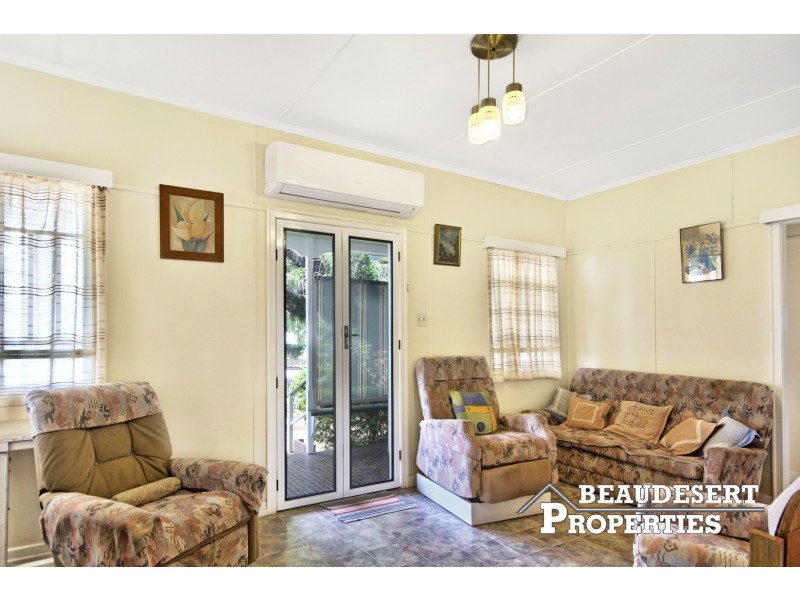 8 Hart Street, Beaudesert QLD 4285