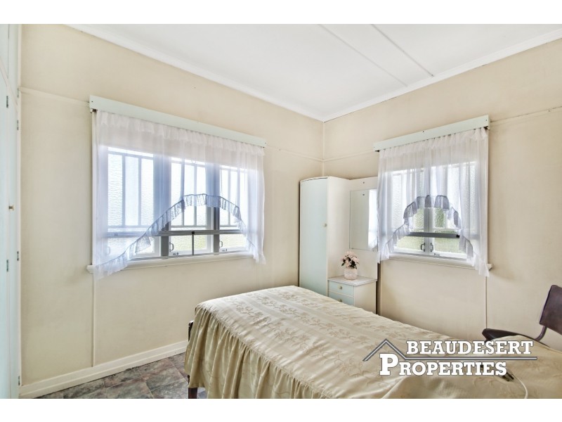 8 Hart Street, Beaudesert QLD 4285