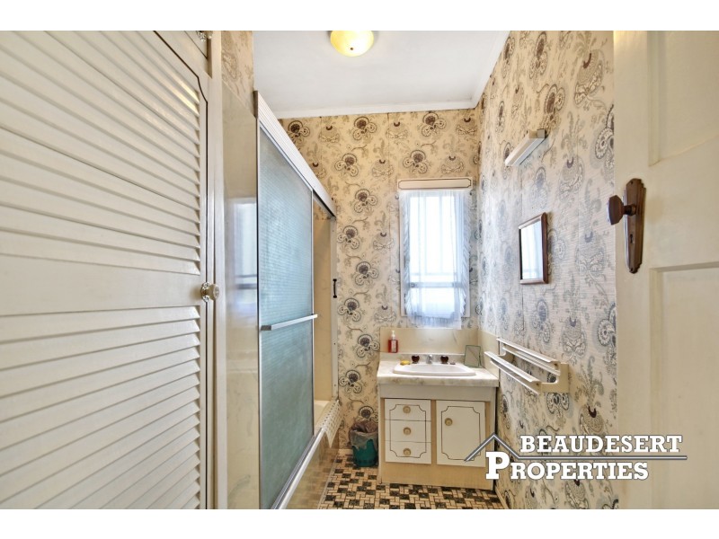 8 Hart Street, Beaudesert QLD 4285
