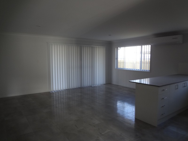 26 Phoebe Way, Gleneagle QLD 4285