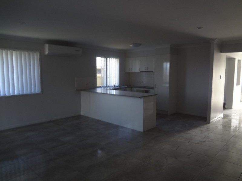 26 Phoebe Way, Gleneagle QLD 4285