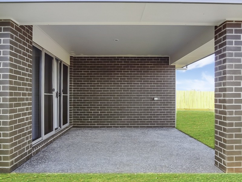 26 Phoebe Way, Gleneagle QLD 4285