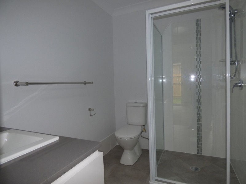 Gleneagle QLD 4285