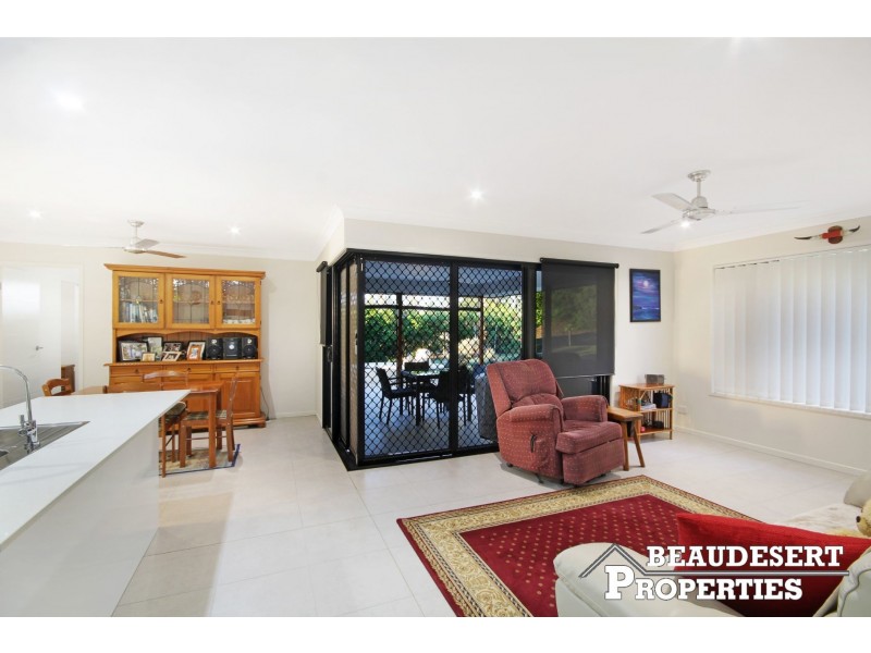 8 Trinity Place, Gleneagle QLD 4285