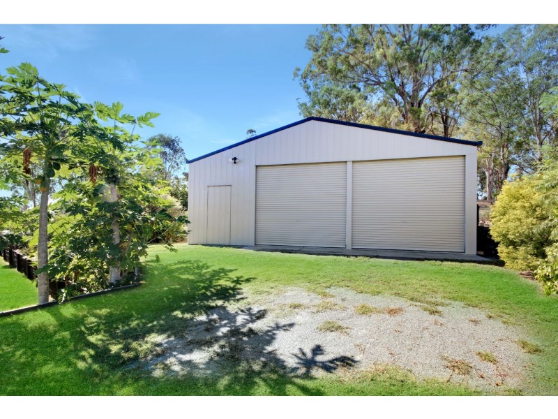 8 Trinity Place, Gleneagle QLD 4285