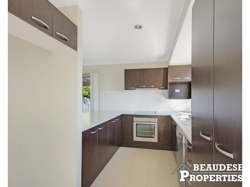 5 Hugo Drive, Beaudesert QLD 4285